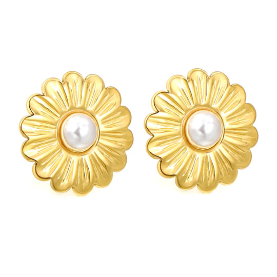 Daisy Bloom Pearl Bead Stud Earrings – 18kt Gold-Plated Stainless Steel