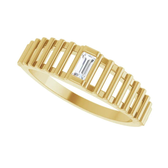 0.10ct Diamond Solitaire Ring in 14kt Yellow Gold