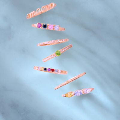 Are you looking for the perfect piece of jewellery to elevate your style? Look no further than our collection of exquisite rose gold jewellery. Our selection features engagement rings, earrings, chains, necklaces, and more.