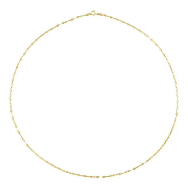 the newest chain style: the 1.9 mm Keyhole Chain. Available in lustrous 14kt yellow gold and four (4) lengths from 40 cm to 60 cm, this new link style is the perfect fashion accessory as a standalone chain or added as part of a necklace stack.