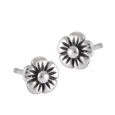 Our 7mm Petite Flower Earring Studs in Sterling Silver are perfect for your jewellery collection! These beautiful earrings can be worn independently with any outfit or paired with other earrings to create a unique and stylish earring stack. Made from high-quality sterling silver, they are a timeless piece that will last for years.