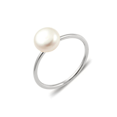 A stunning 8mm Freshwater Cultured Button Pearl takes centre stage on this sleek sterling silver fine band ring. The lustrous pearl pairs perfectly with the elegant, modern design.