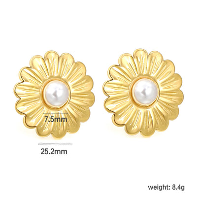 Technical image showing daisy earring dimensions - 25.2 mm diameter, 7.5 mm pearl bead - and total weight 8.4 g.