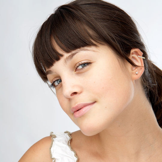 Single Diamond Earring Cuff in 14K Yellow Gold