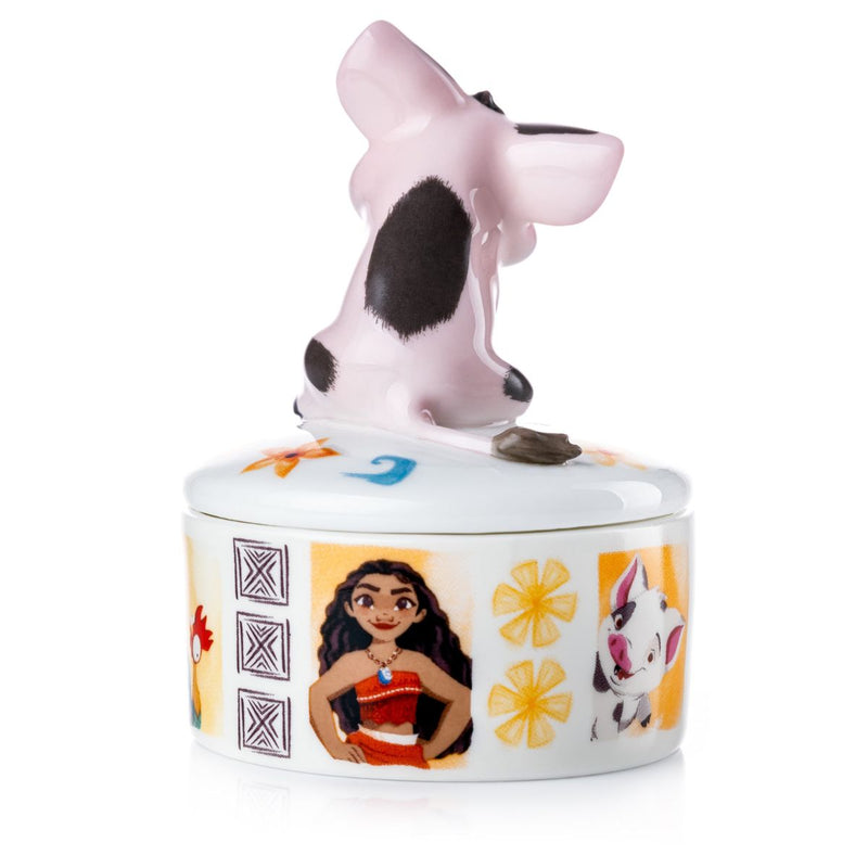 this mini treasure box has a stunning handmade Pua sitting on top, which you can use to open the box and reveal a surprise image on the bottom of the piece. The Pua Mini Treasure Box is perfect for storing your most precious pieces of jewellery or little keepsakes, making it an adorable gift for a loved one.