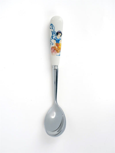 Still the fairest of them all... Snow White Collector's Teaspoon is a must have from the Disney Princesses Collection. The beloved Snow White has been hand decorated onto the handmade handle from the finest bone china. This spoon is ideal as a reminder of a childhood memory or for a collector or fan. Buy Now from Jewels of St Leon.