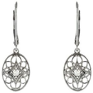 Experience the Timeless Elegance of Intricate Filigree Diamond Earrings!