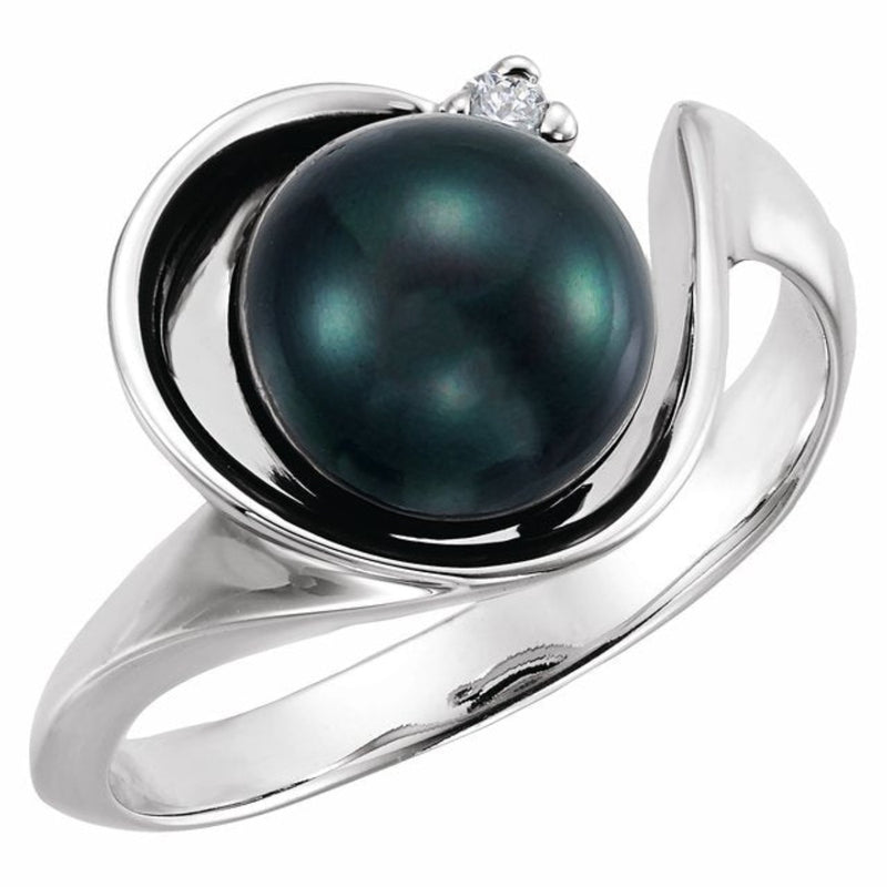 Top view of our Black Akoya Cultured Pearl and Diamond Dress Ring crafted in 14kt White Gold. A beautiful free flowing design, this ring would suit everyday wear or special occasions only.